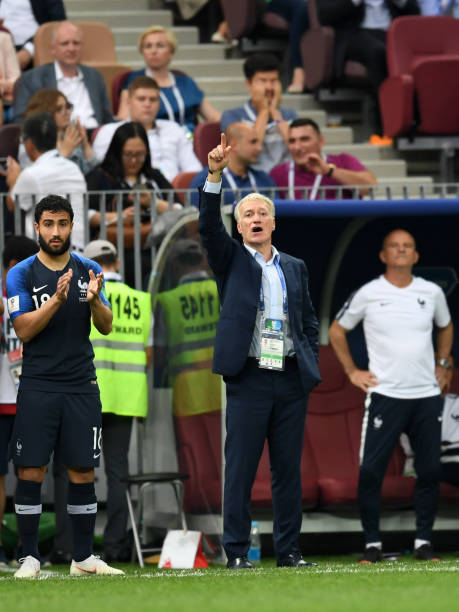 感到担忧 感到担忧