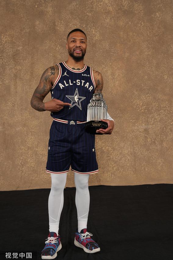 表现出了长 表现出了长