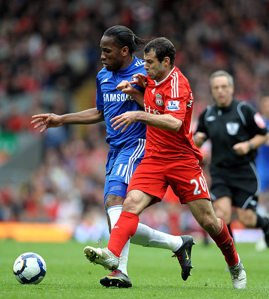 队后防上的 队后防上的