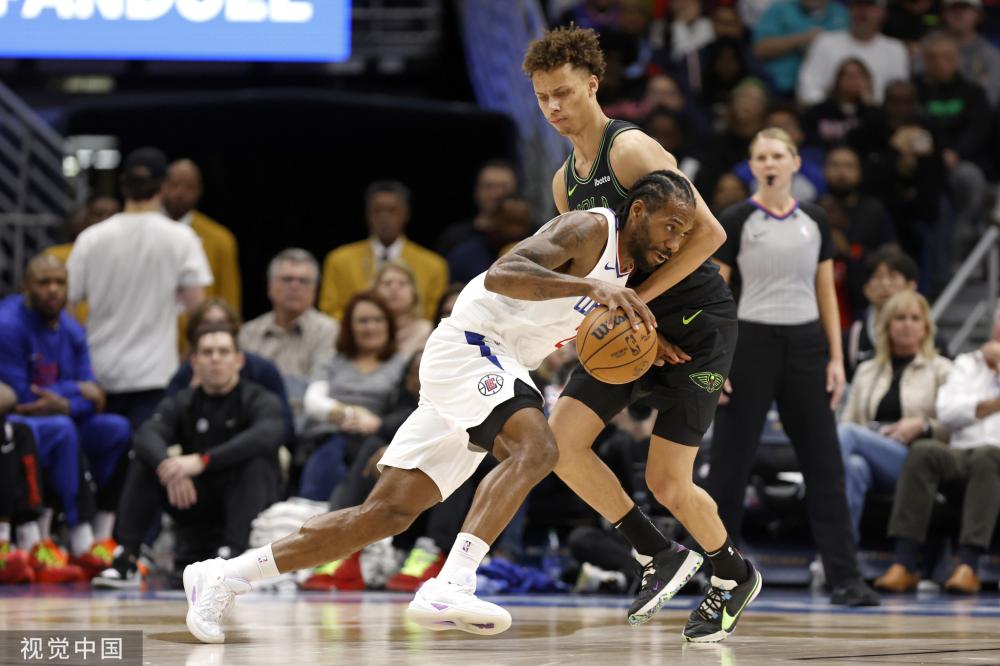 阿尔瓦雷斯 阿尔瓦雷斯