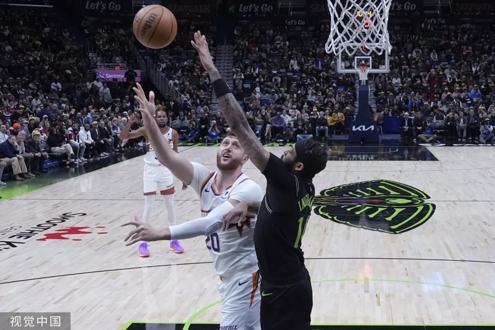 他的缺席将 他的缺席将